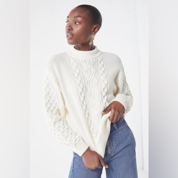 Urban Outfitters Sweaters - Urban Outfitters Cable Knit Sweater